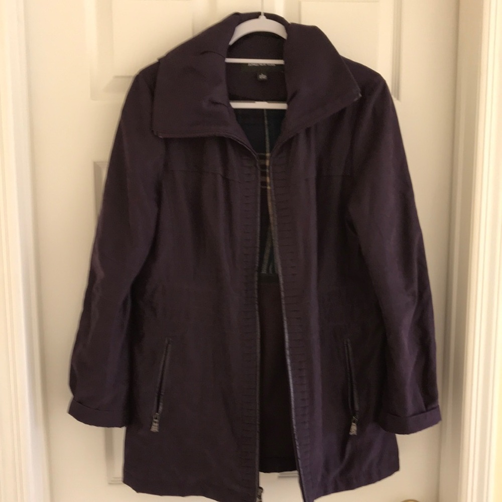 Jones New York winter coat jacket deep plumb color size large.